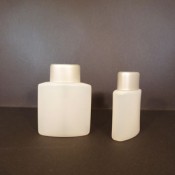 Flaska_EXECUTIVE_Art_240=35ML_-_Art_171=50ML___Material_HDPE_Oval_form__Med_passande_kapsyl